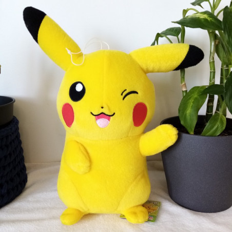 Pocket Monster Sun&Moon Pikachu Big Peluche Plush Pokemon Banpresto Japan Official