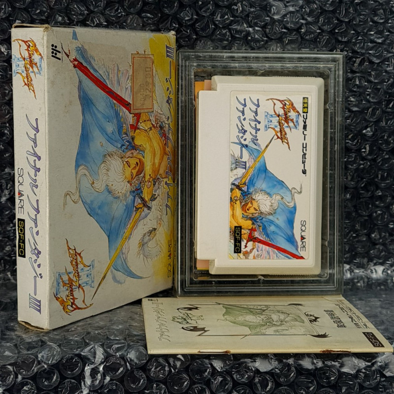 Final Fantasy 1 NES SQUARE Nintendo Famicom Box From Japan